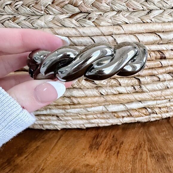 Vintage Chunky Silver Bracelet - Picture 2 of 5